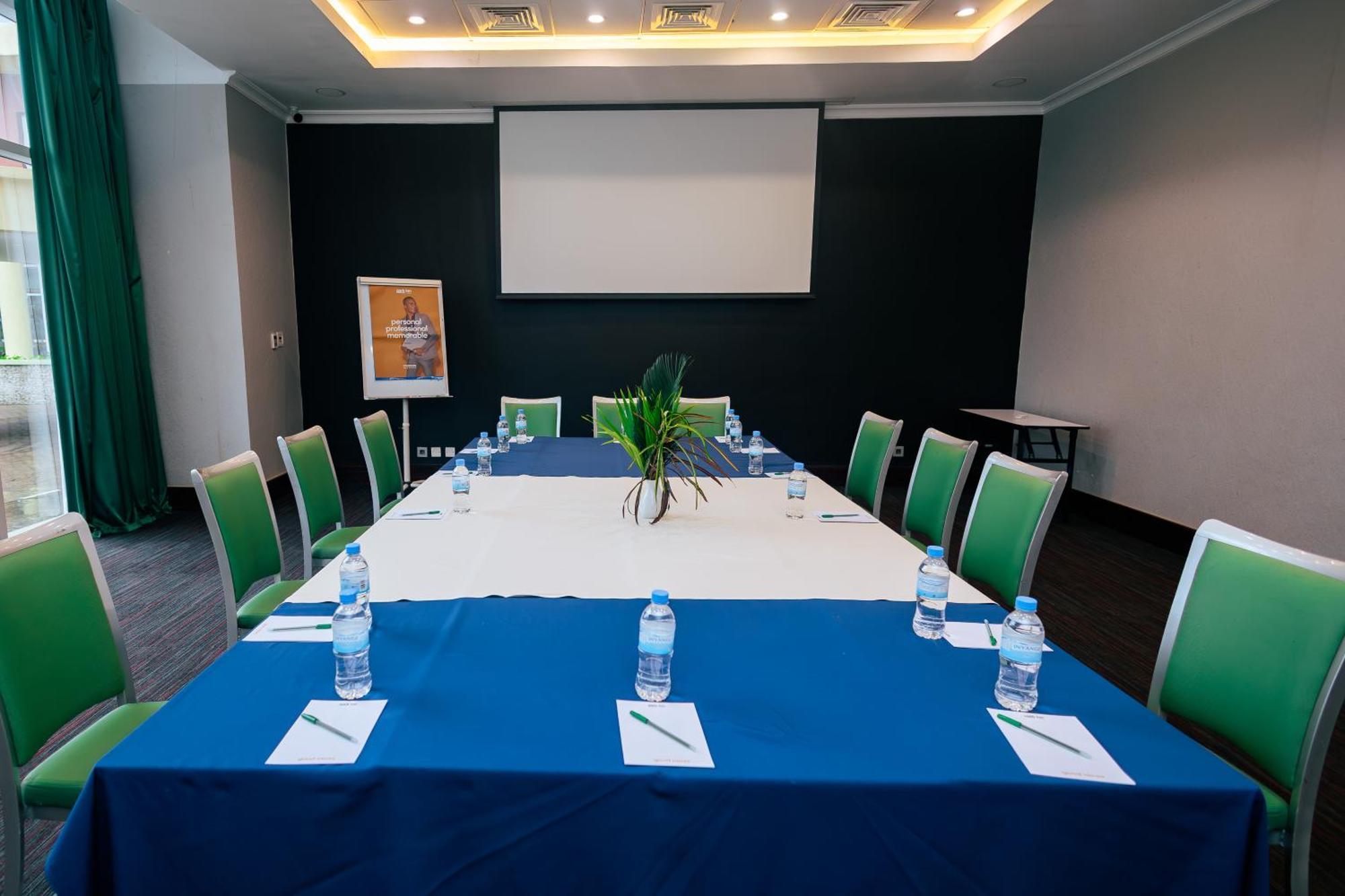 Park Inn By Radisson, Kigali Exterior foto